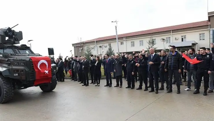 Batman'da Polis Özel Harekat timleri dualarla Afrin'e uğurlandı