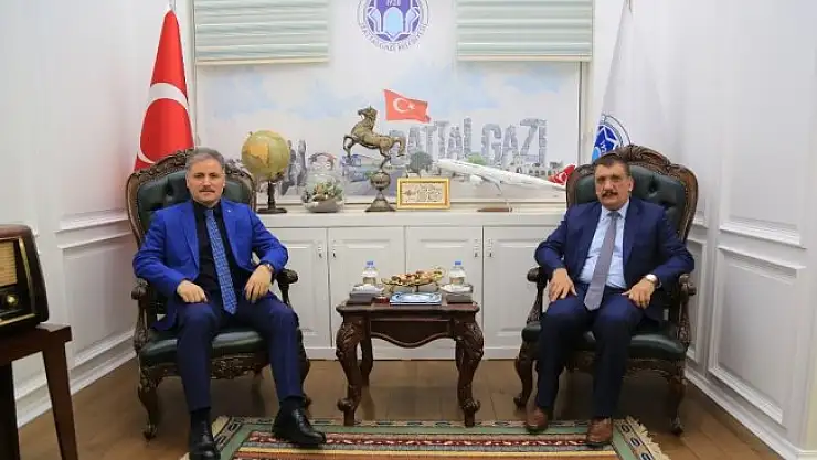Çakır ve Gürkan, Battalgazi'nin yatırım ve projelerini değerlendirildi