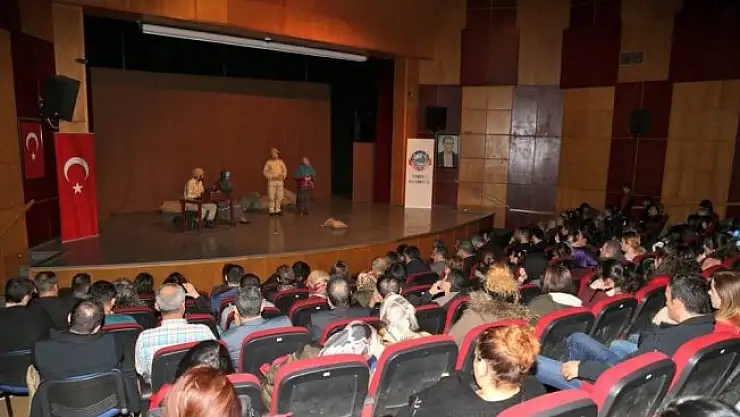 Osmanlı'nın Son Zaferi Kut'ül Amare Tiyatroyla Anlatıldı