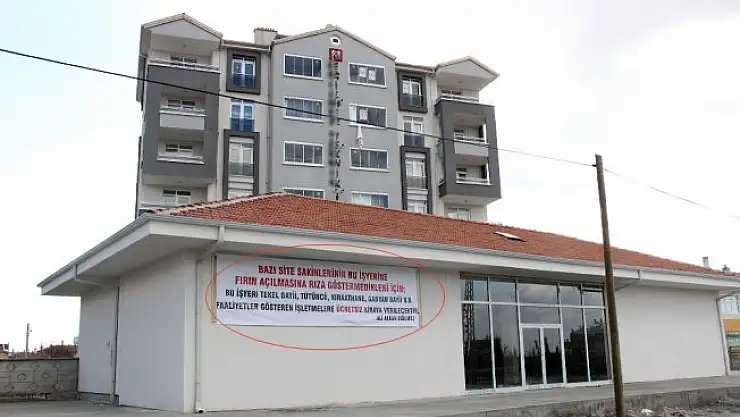 Site sakinlerine kızdı, dükkanı ücretsiz kiraya verecek