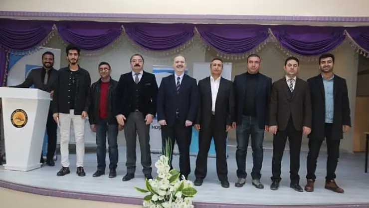 Tuşba'da yazar ve şairler öğrencilerle buluşmaya devam ediyor