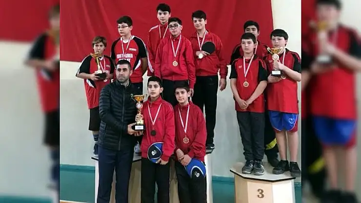 Yıldızlar masa tenisi il birinciliği müsabakaları sona erdi