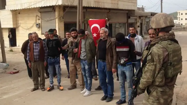 18 terörist daha TSK'ya teslim edildi