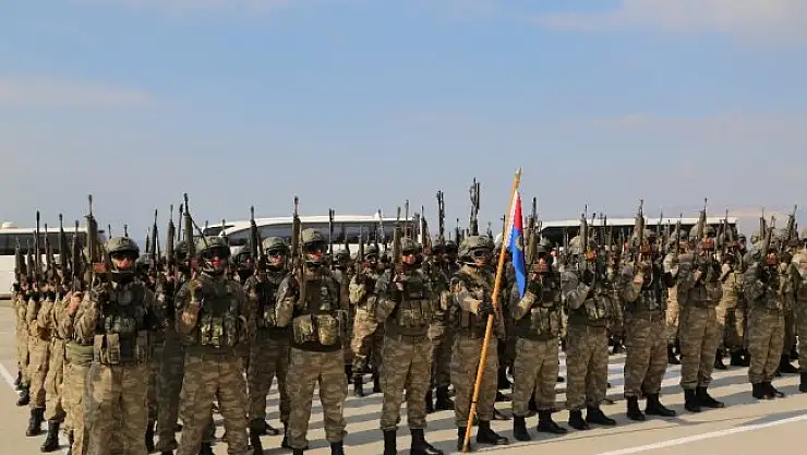 660 asker ve korucu Afrin'e uğurlandı