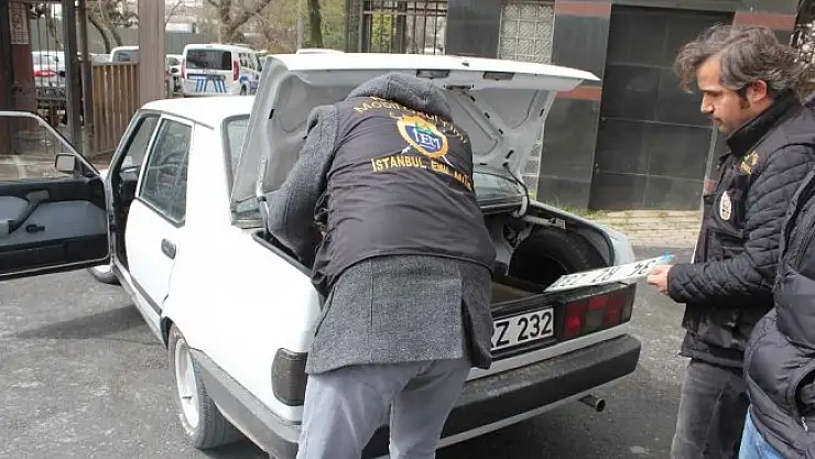 İstanbul'da okul önünde polisten sıkı denetim