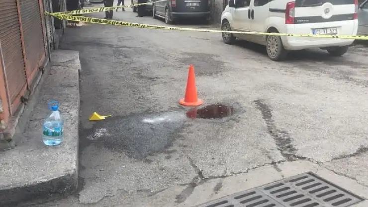 Kasaplar pompalı silahlarla çatıştı, 1'i ağır 2 yaralı