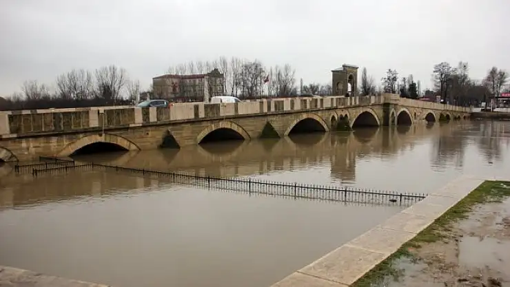 Tunca Nehri'nde 'turuncu' alarm devam ediyor