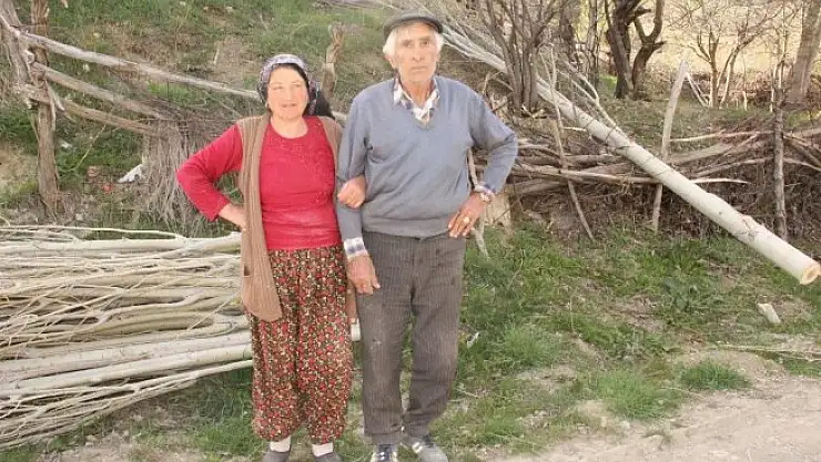 Koskoca Köyde Yalnız 2 Kişi Yaşıyor