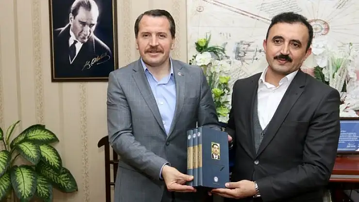 Memur-Sen Genel Başkanı Ali Yalçın'dan AİÇÜ'ye Ziyaret