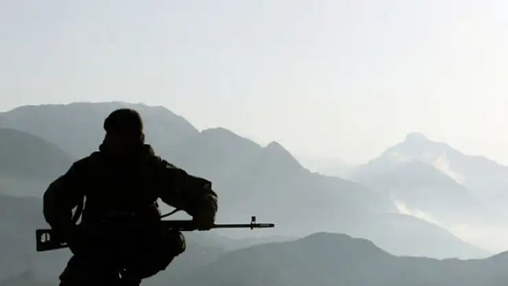 Şırnak'ta Pkk'lı Teröristler Askerimize Saldırdı Yaralılar Var