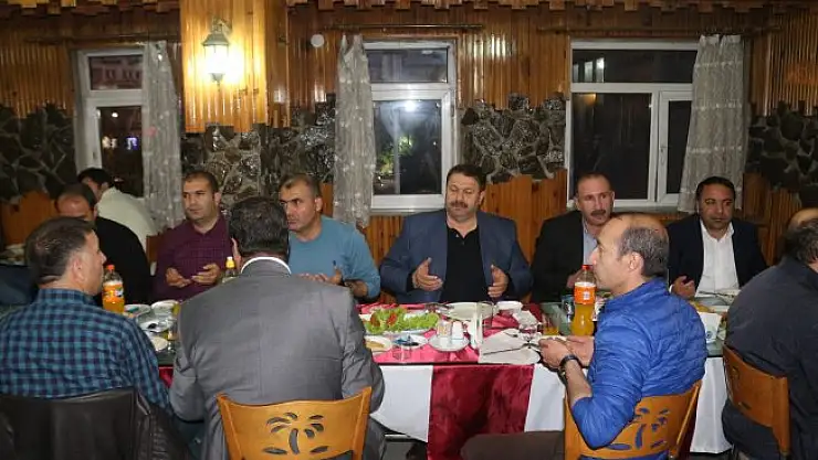 Milli Eğitim Müdürü Çalışanlarla İftar Yemeğinde