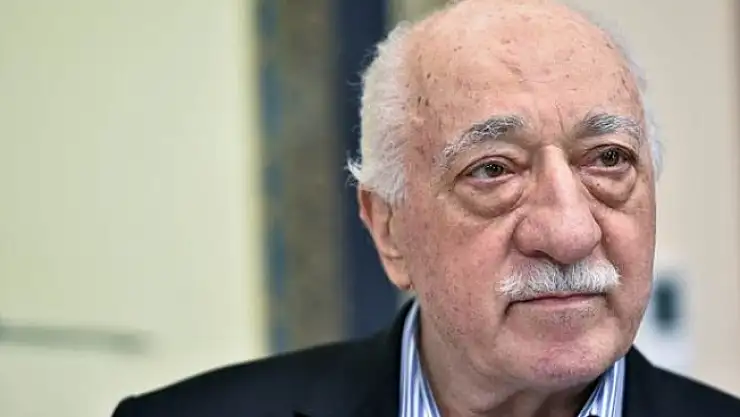 Ünlü İlahiyatçı Akşit'ten İnanılmaz İddia! 'Gülen Öldü, Gömüldüğü Yer Bile Belli!'