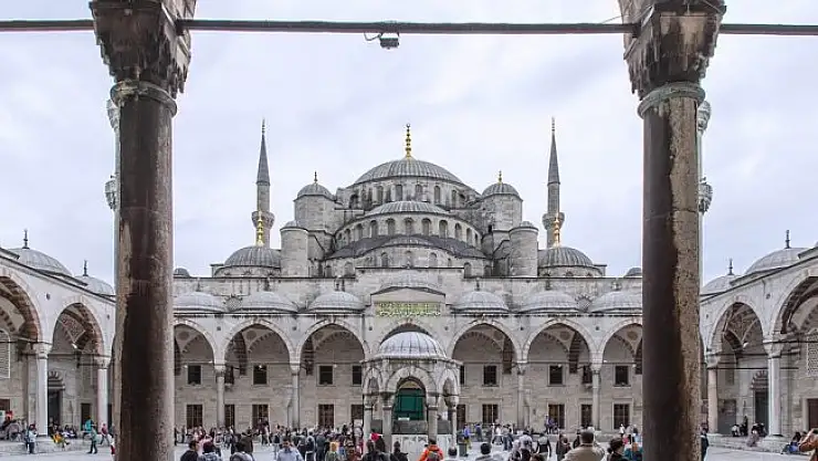 Türkiye Geneli Diyanet Kurban Bayramı Hutbesi Yayınlandı! (Bayram Namazı Hutbesi)