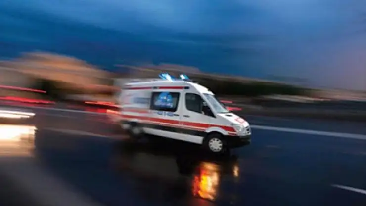 Mersin'de Trafik Kazası! 12 Kişi Yaralandı!