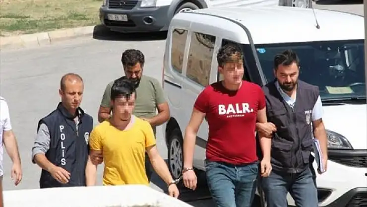 Parkta İnsanlara Ateş Açan Şahıslar Tutuklandı