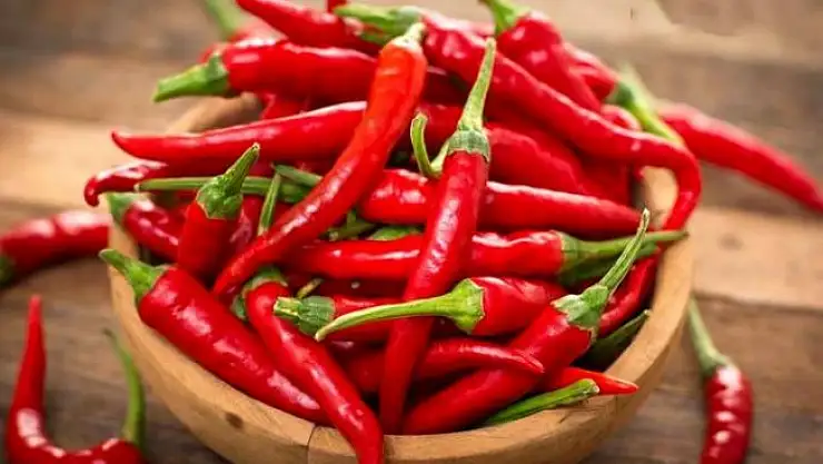 Rüyada Acı Biber Yemek Neye Yorumlanır? Rüyada Acı Biber Yemek