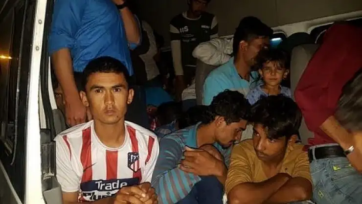 Van'da 82 Göçmen Yakalandı