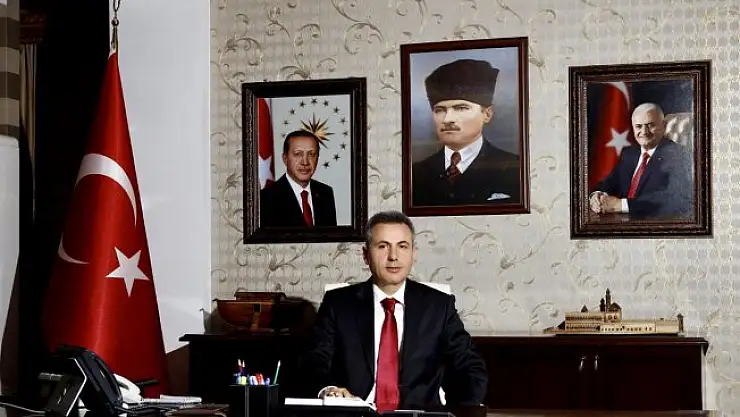 Vali Elban'ın 29 Ekim Cumhuriyet Bayramı Kutlama Mesajı
