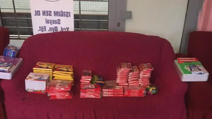 Ağrı Patnos'ta 225 Öğrenciye Kırtasiye Yardımı Yapıldı