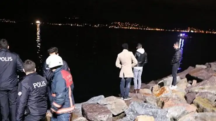 İddia İçin Denize Giren Genç Boğuldu