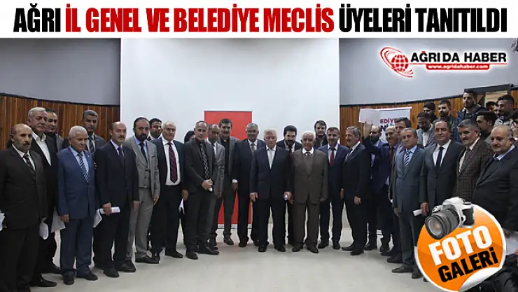 Ağrı AK Parti İl Genel ve Belediye Meclis Üyelerini Tanıttı