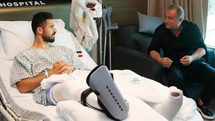 Fatih Terimden Emre Akbaba'ya Hasta Ziyareti