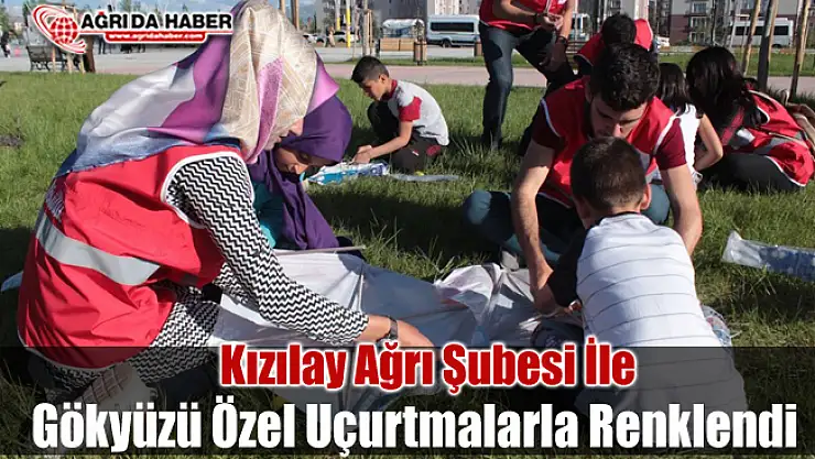 Kızılay Ağrı Şubesinden Uçurtma ve Kitap Okuma Şenliği