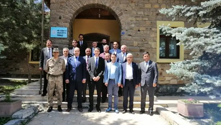 Doğubayazıt Halk Eğitim Merkezinde Bayramlaşma Programı