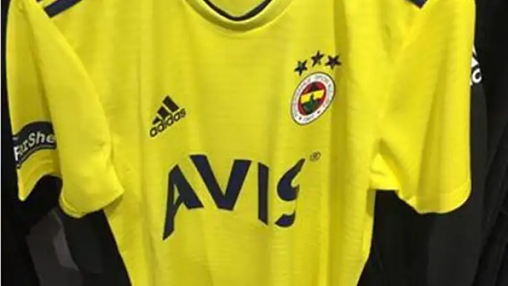 Merakla Beklenen Fenerbahçe Yeni Sezon Formaları