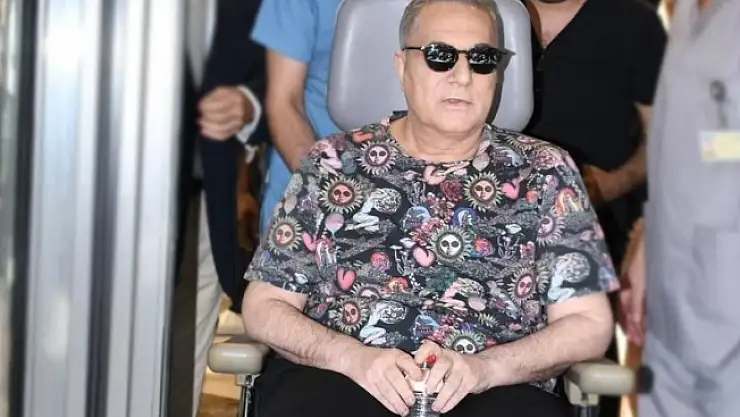 Mehmet Ali Erbil Yeniden Hastaneye Kaldırıldı!