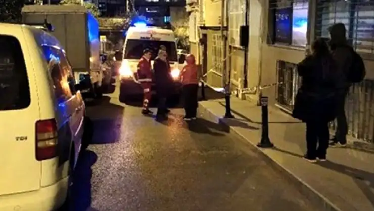 3 Gün Boyunca Ölü Kızıyla Yaşamış