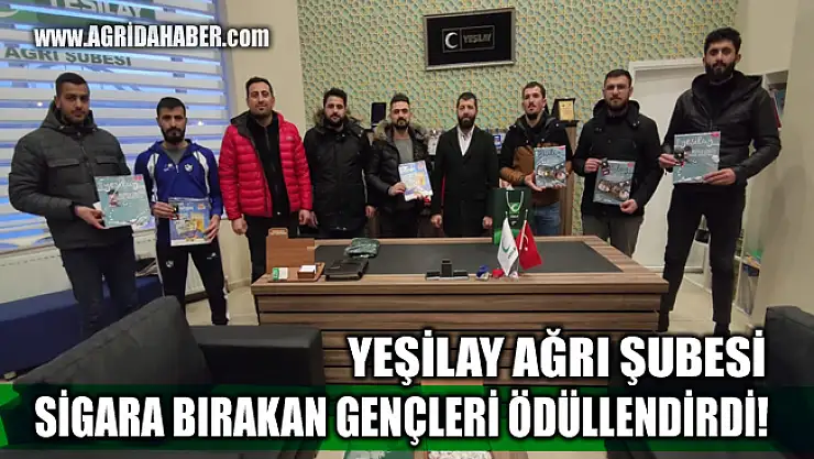 Yeşilay Ağrı Şubesi Başkanı Aslan sigarayı bırakan 29 kişiyi Ödüllendirdi