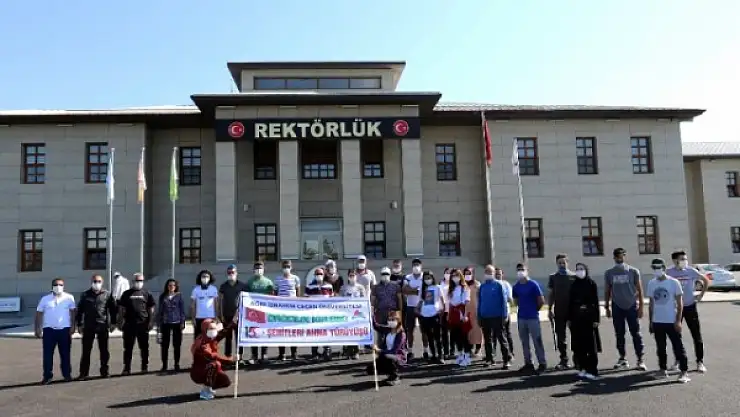 AİÇÜ'de 15 Temmuz Kapsamında Dağ Tırmanışı