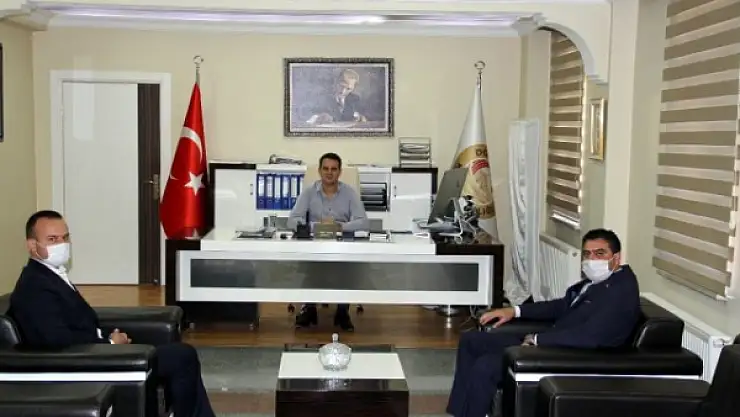 Ağrı Milli Eğitim Müdürün'den Doğubayazıt Kaymakamına ziyareti