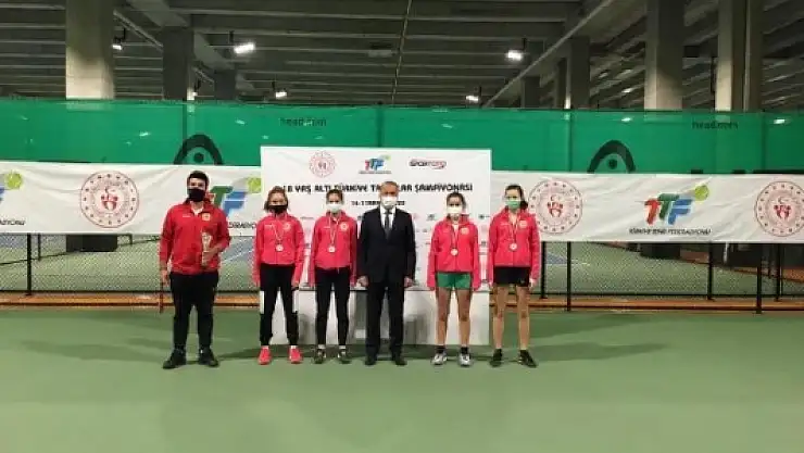 18 Yaş Altı Türkiye Tenis Şampiyonası Bitti!