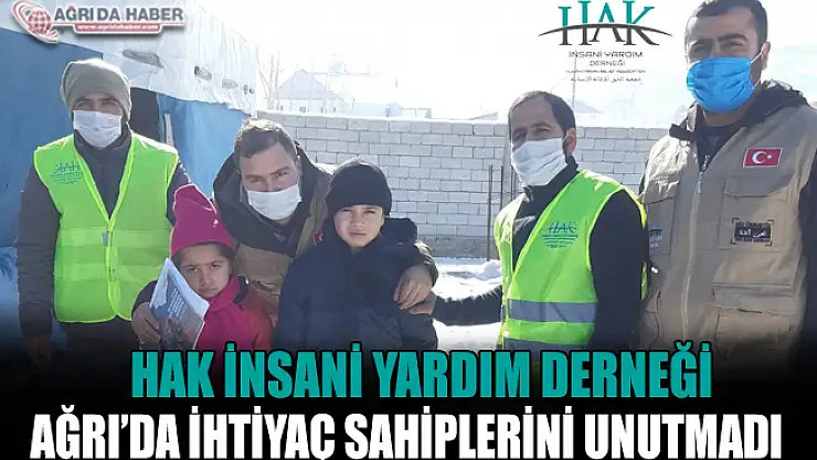 Hak İnsani Yardım Derneğinden Ağrı'da Kışlık Giysi Yardımı