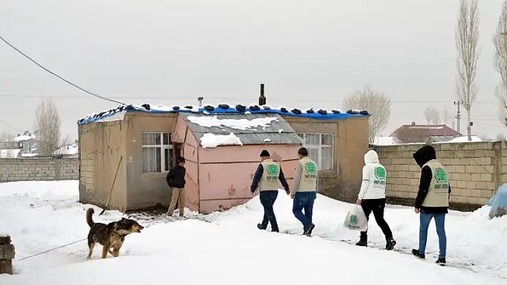 Ağrı Umut Kervanı 270 aileye ulaştı