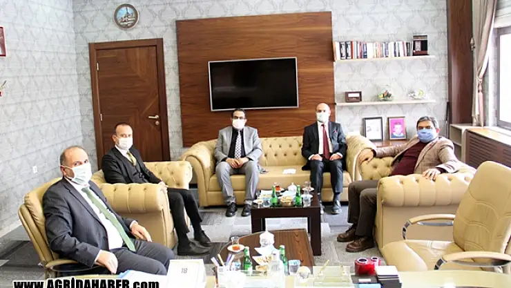 Diyadin Kaymakamı Balcı'dan Milli Eğitim Müdürü Tekin'e ziyaret