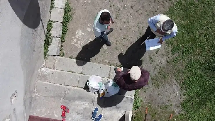 Ağrı Umut Kervanı Yüzlerce Ailenin Yüzünü Gülümsetti