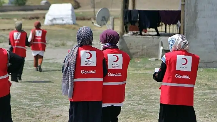 Ağrı'da Kızılay İhtiyaç Sahiplerine Et Dağıttı
