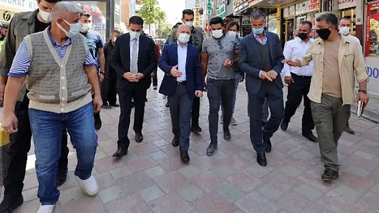 Ağrı Valisi Doğubayazıt'ta esnafla bir araya geldi