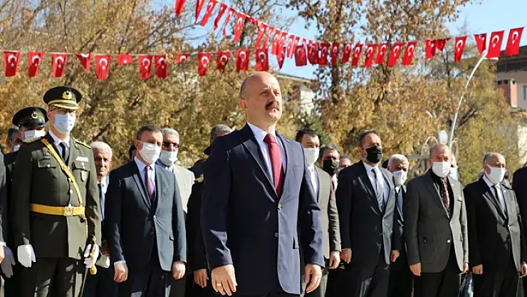 Ağrı'da 29 Ekim törenleri düzenlendi