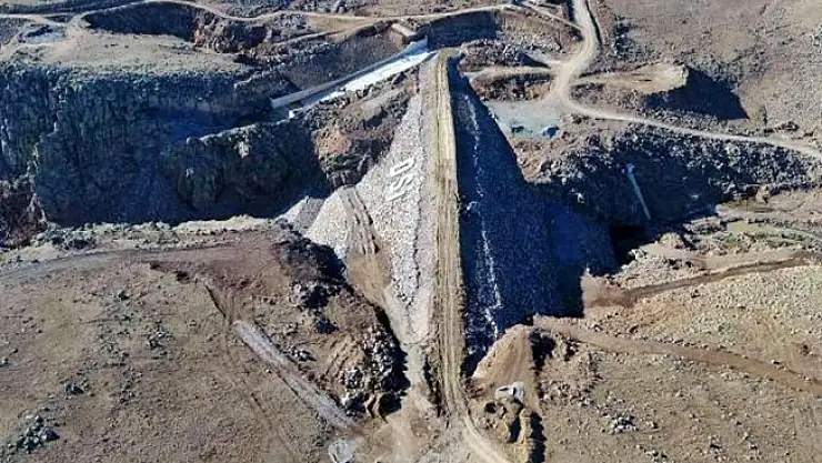 Taşlıçay Derecek Barajı'nda çalışmalar sürüyor