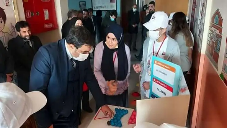 Diyadin'de 4006 TÜBİTAK Bilim Fuarı