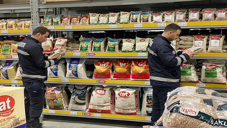 Ağrı'da zabıta ekipleri yağ ve fahiş fiyat denetimi yaptı