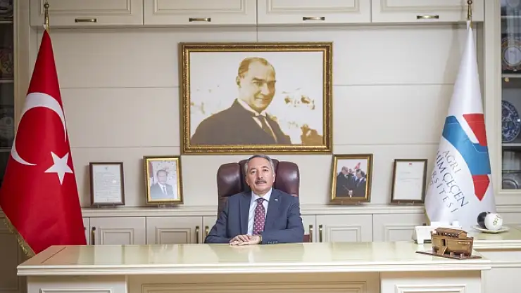 Rektör Karabulut'un Tıp Bayramı mesajı