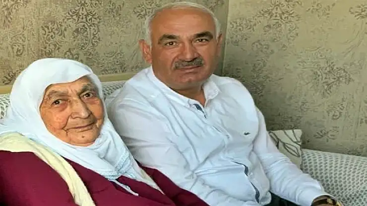 BAŞKAN SAYAN'IN ÜNLÜ İŞ ADAMI EMİN UÇAR'A TAZİYE MESAJI