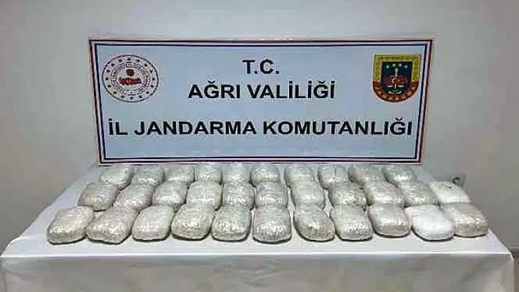 Doğubayazıt'ta 31 kilo 587 gram metamfetamin ele geçirildi