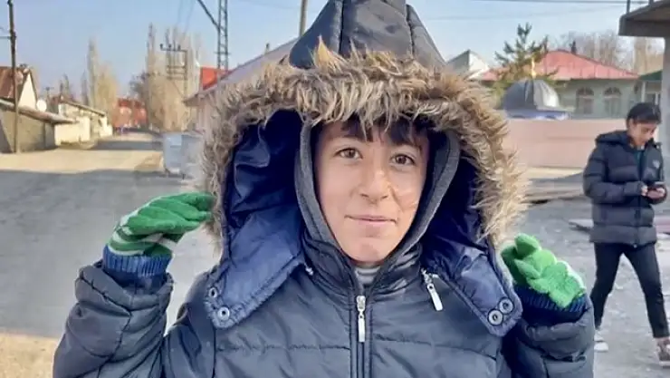 Soğuk hava Ağrı'da buzlanmaya neden oldu
