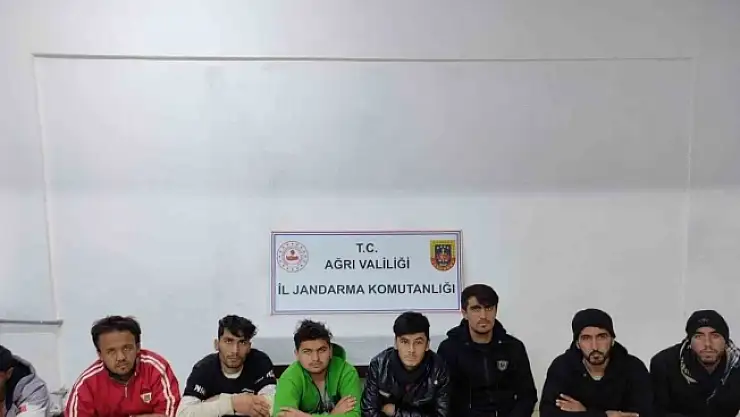 Ağrı'da 24 düzensiz göçmen yakalandı, 2 organizatör gözaltına alındı